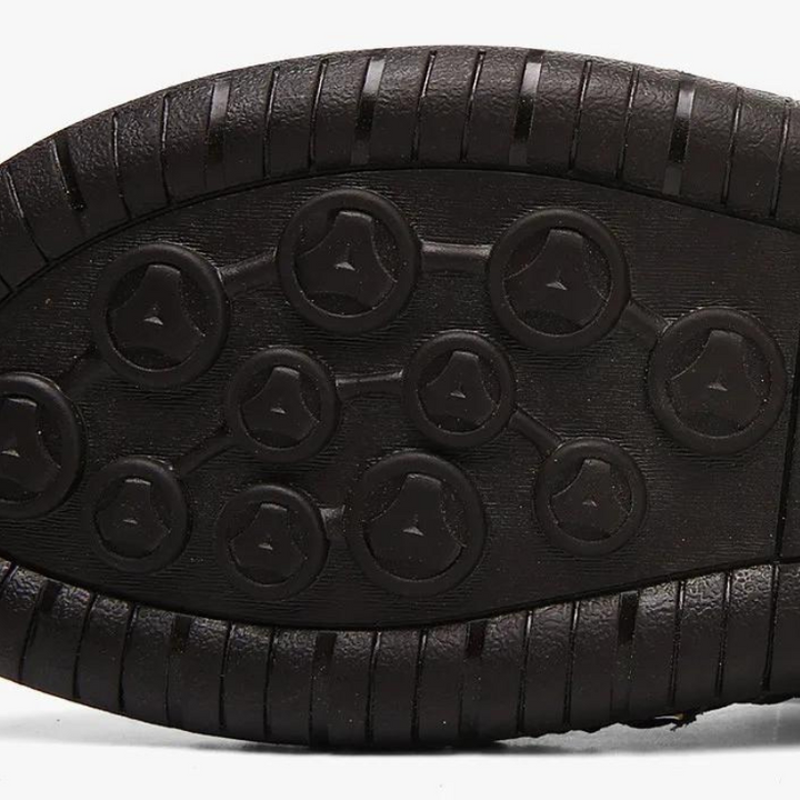 Black men's slip-on comfort sandals, orthopedic design, perfect for summer casual and walking.