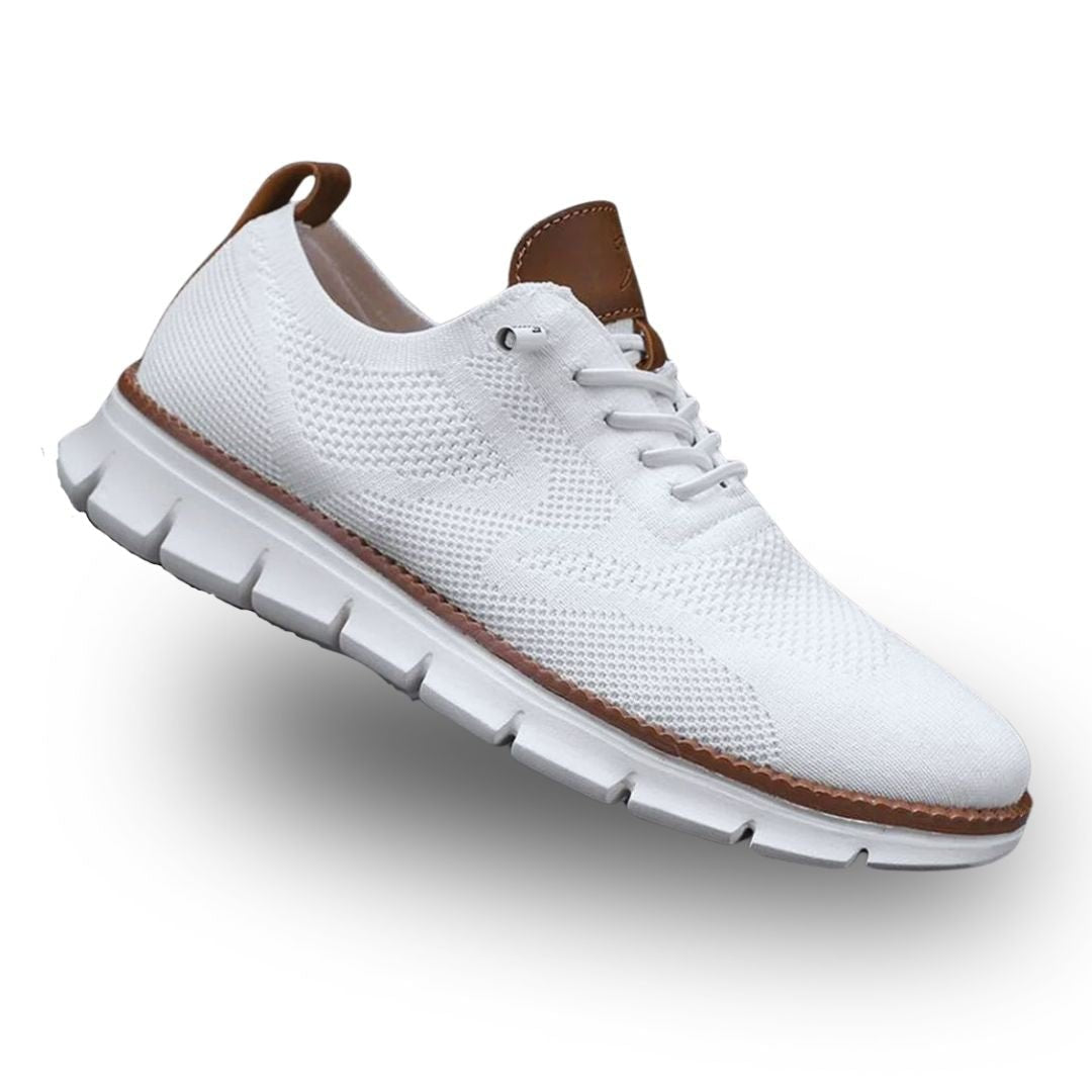 Comfortable men's walking shoes with wide toe box, ideal for active lifestyle.
