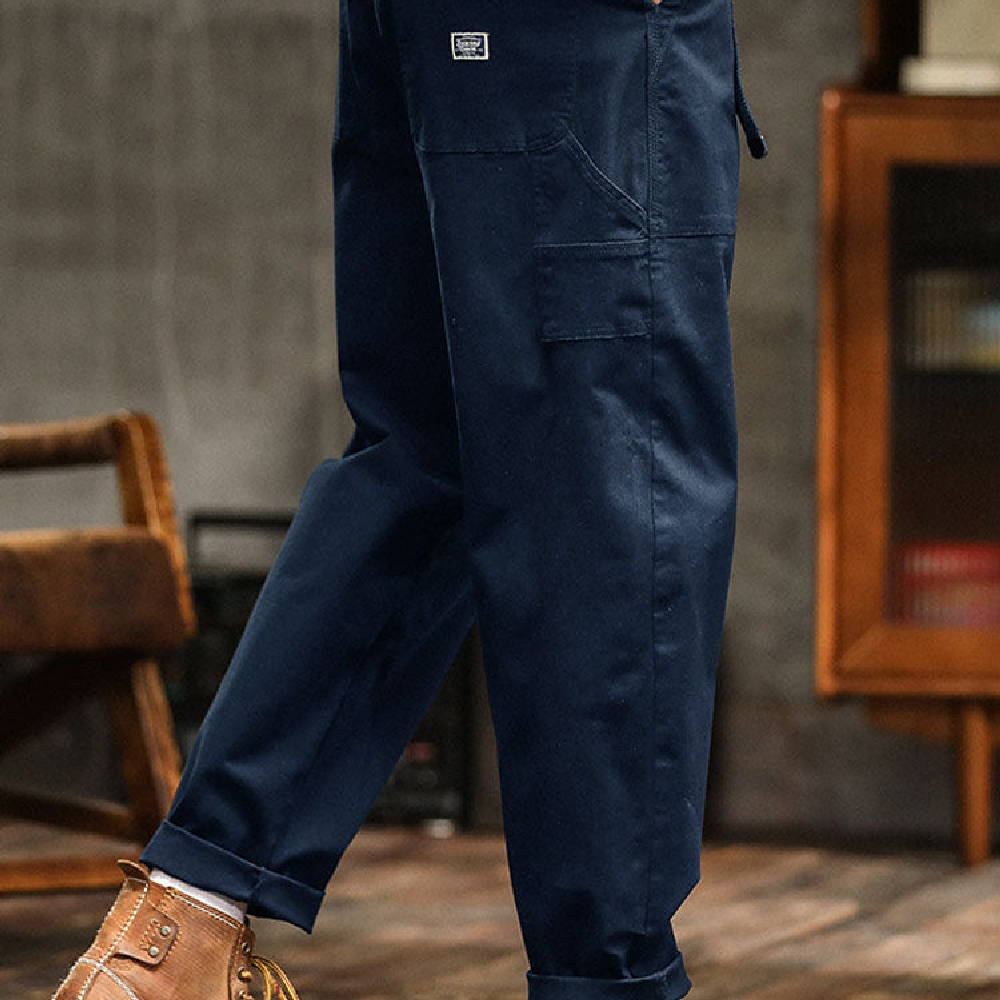 Comfortable men's relaxed fit pants, perfect as everyday wear bottoms, combining style with practical utility.