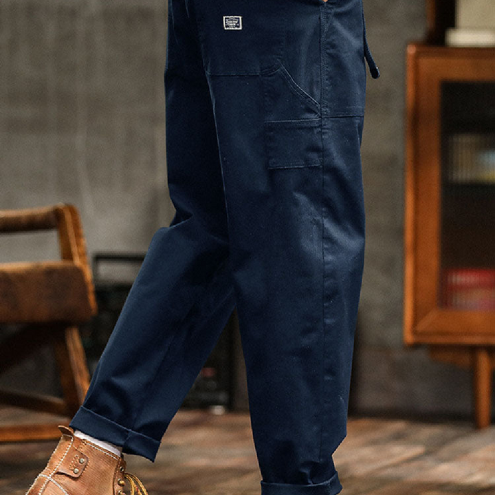 Comfortable men's relaxed fit pants, perfect as everyday wear bottoms, combining style with practical utility.