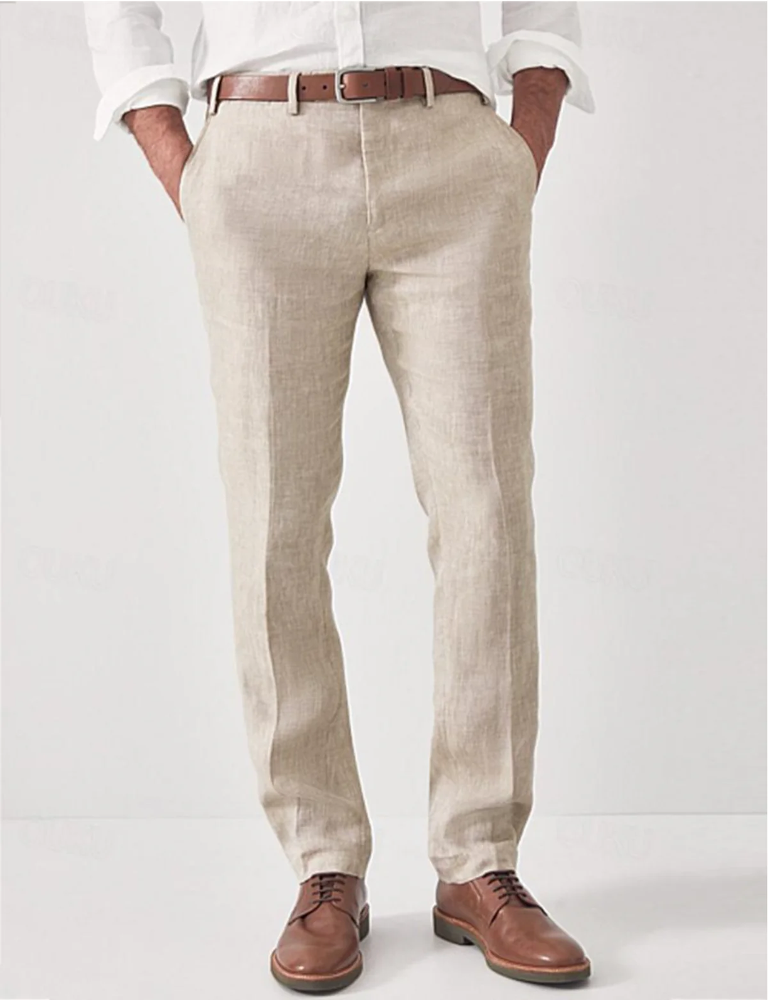 Stylish men's casual harem pants with an elastic waist, ideal for relaxed summer days & comfortable everyday wear.