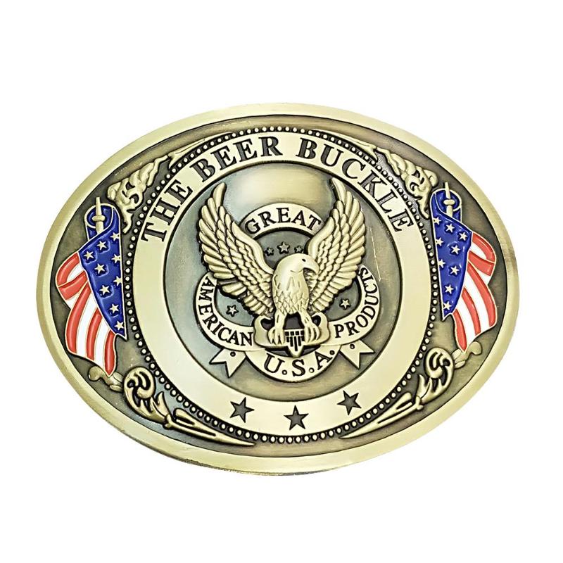 Men's retractable beer holder belt buckle for hands-free drink carrying at parties & festivals.
