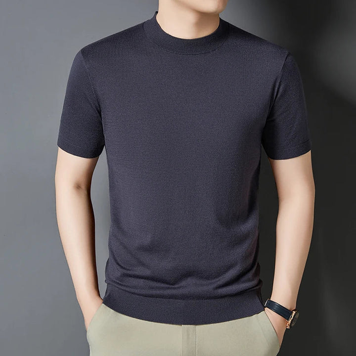 Casual men's short sleeve mock neck t-shirt for summer & spring fashion.