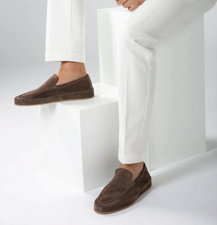 Men's slip-on loafers with cushioned sole, perfect for ultimate comfort & casual style.