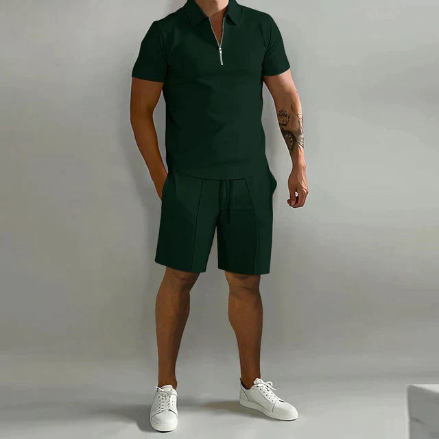 Relaxed men's summer fashion: casual two-piece polo & shorts set, perfect for warm weather, vacation, and comfort.