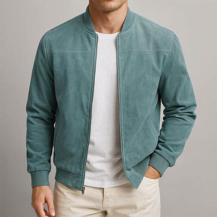 Sharp, tailored men's structured jacket. Comfortable for smart casual layering and everyday wear.