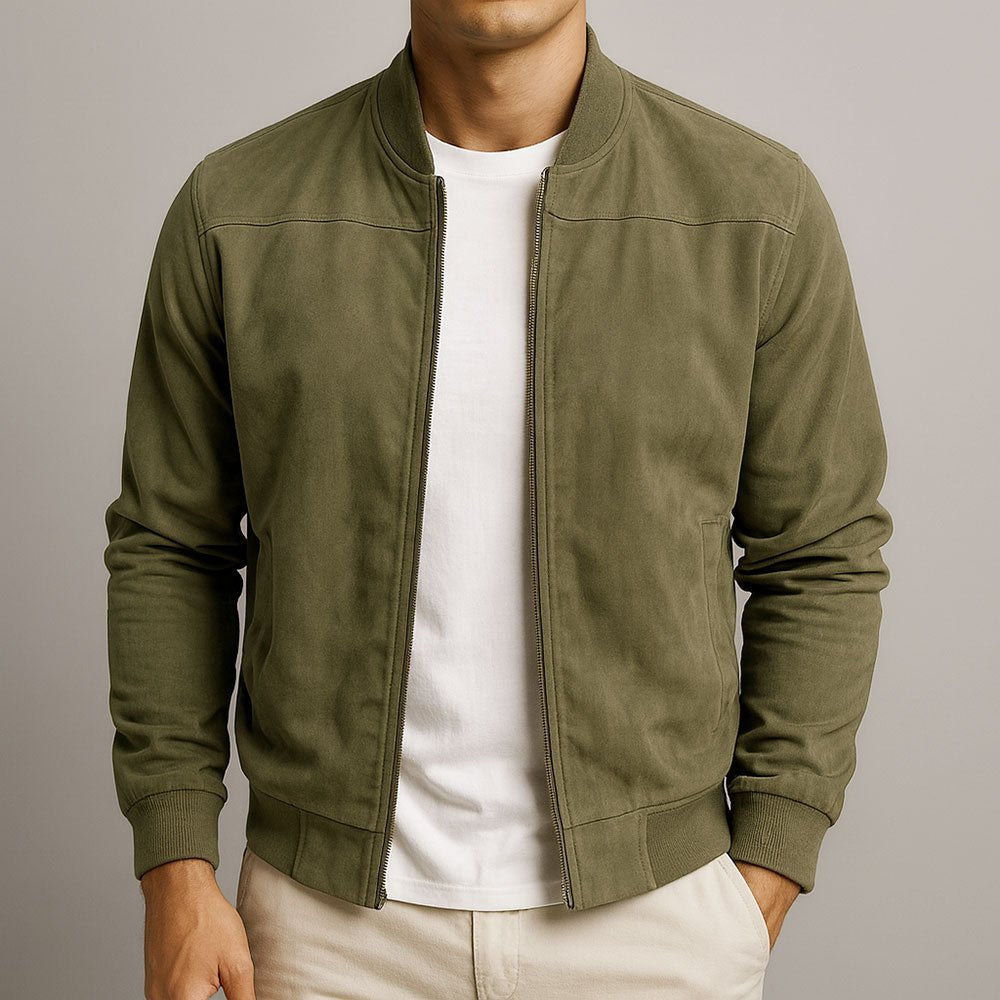 Versatile men's structured bomber jacket. Ideal for smart casual outfits and modern men's fashion.
