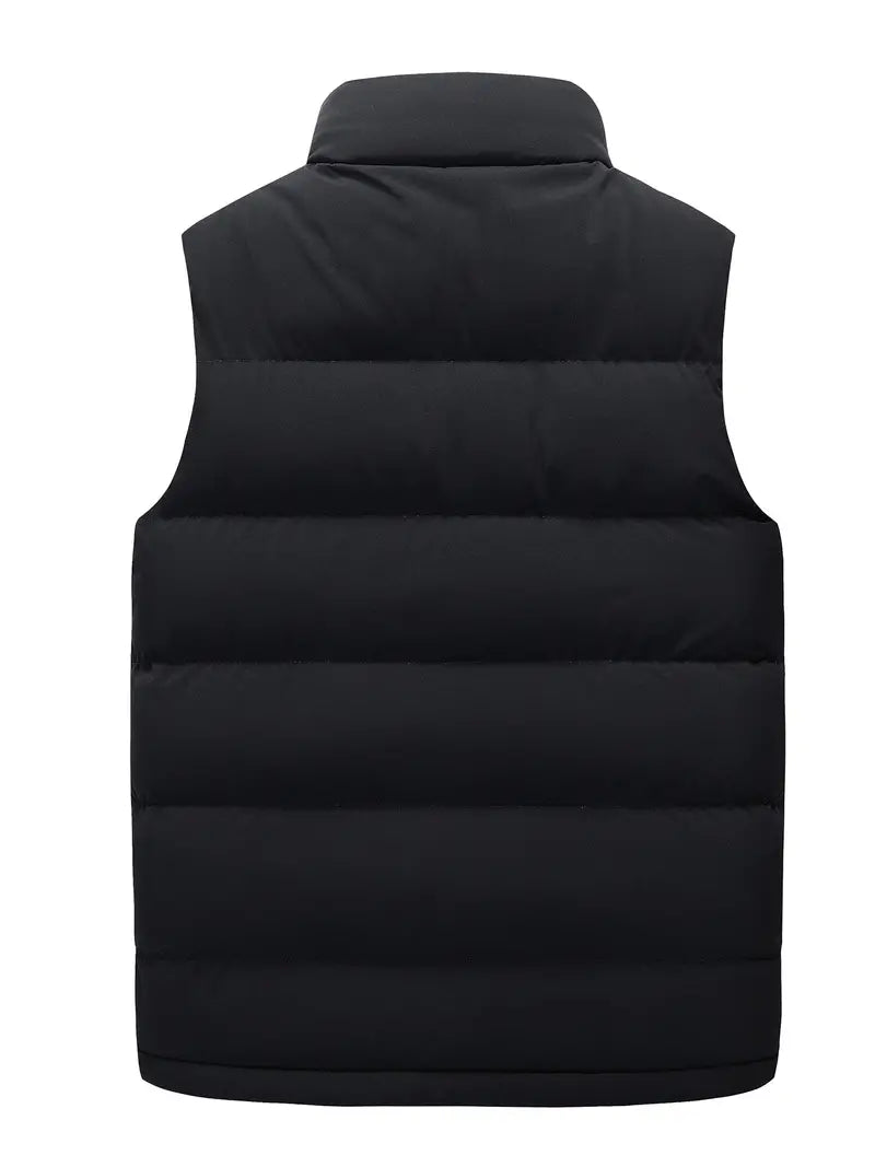 Casual men's zip gilet, a comfortable sleeveless jacket for everyday outdoor wear.