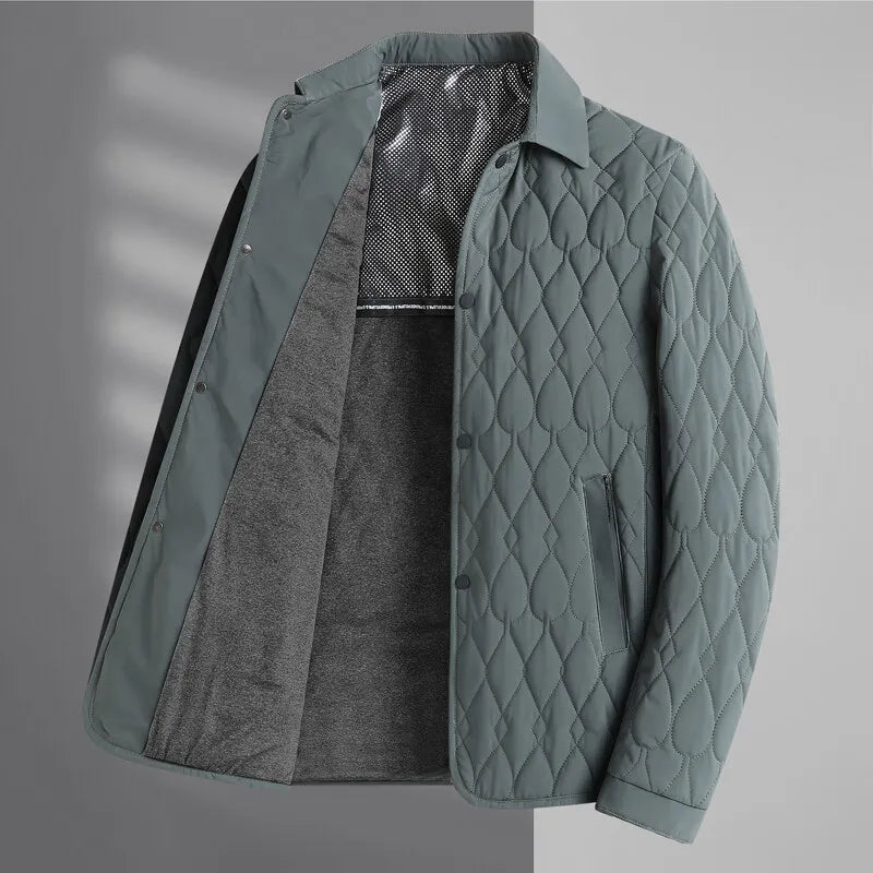Versatile men's quilted button-down jacket, ideal for casual layering and everyday wear in fall.