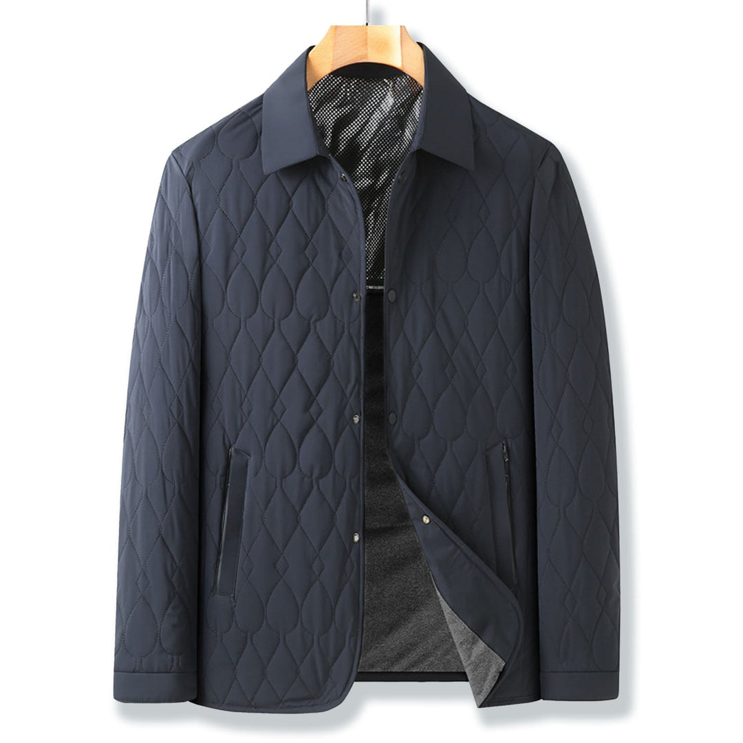 Casual men's fashion quilted jacket, button-down style for comfortable fall and winter outerwear.