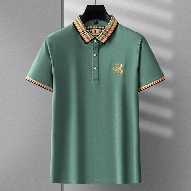 Man wearing a casual short-sleeve polo shirt, styled for everyday comfort and relaxed men's fashion.