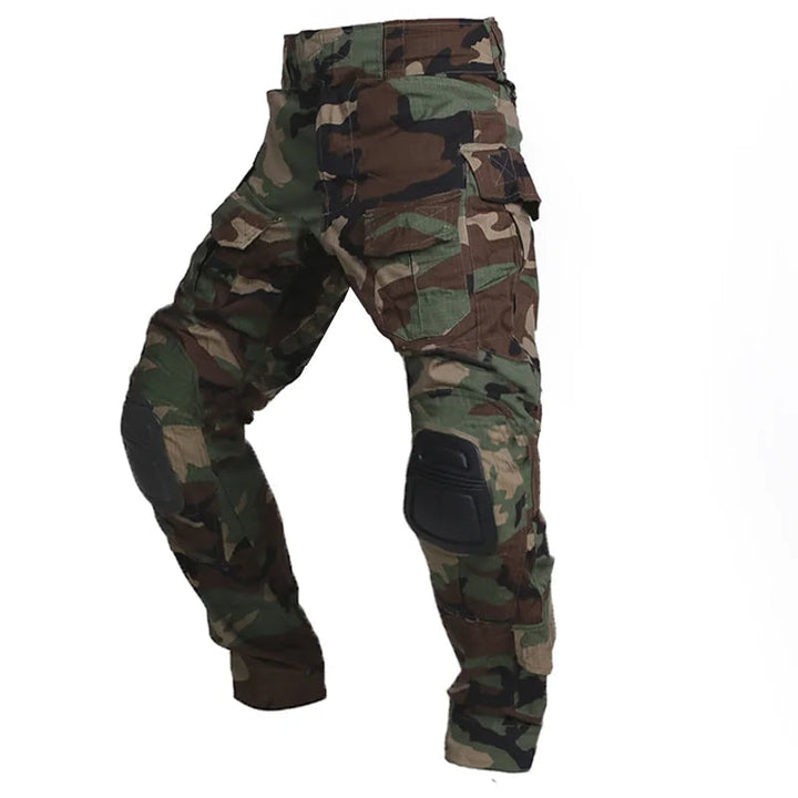 Robust men's tactical pants for outdoor and work, equipped with essential knee protection.