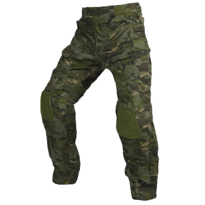 Men's heavy-duty cargo trousers, regular fit, with comfortable built-in knee protection.