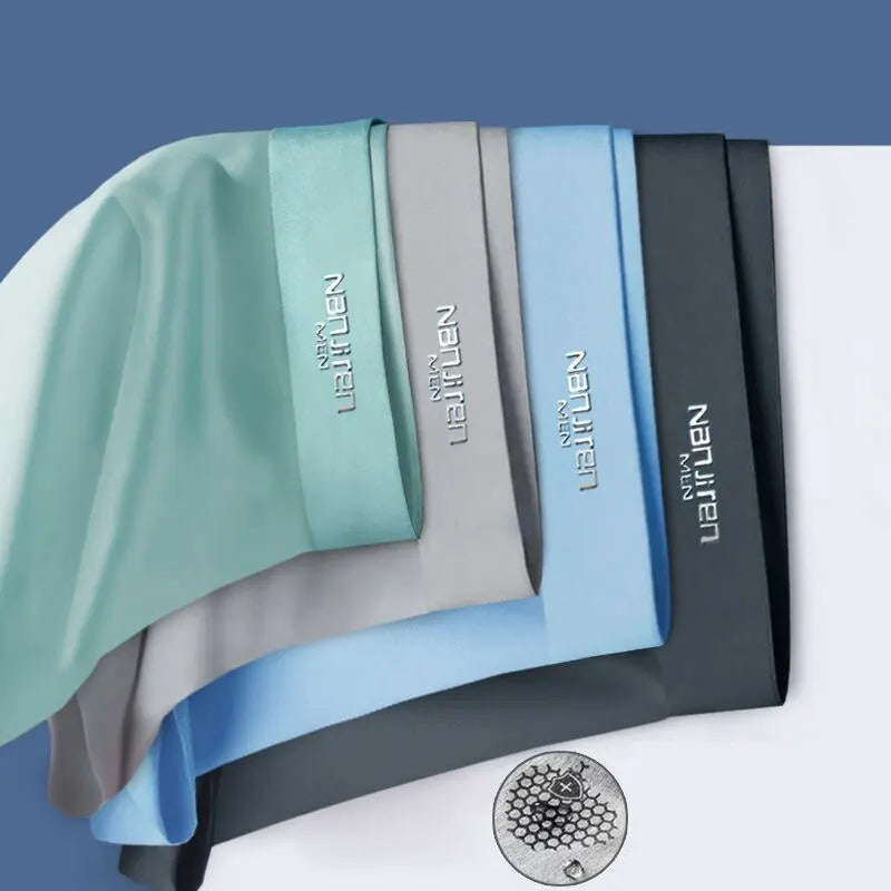 Fresh & comfortable men's 4-pack boxer shorts. Ultra-cooling everyday underwear with seamless design.