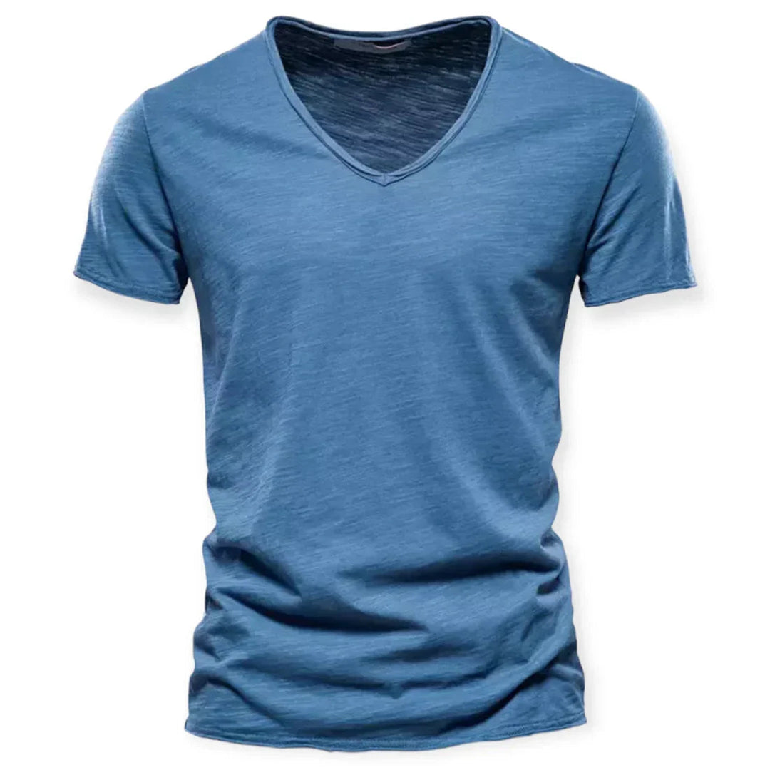 Relaxed fit men's V-neck t-shirt, comfortable short sleeve casual top for versatile everyday wear.