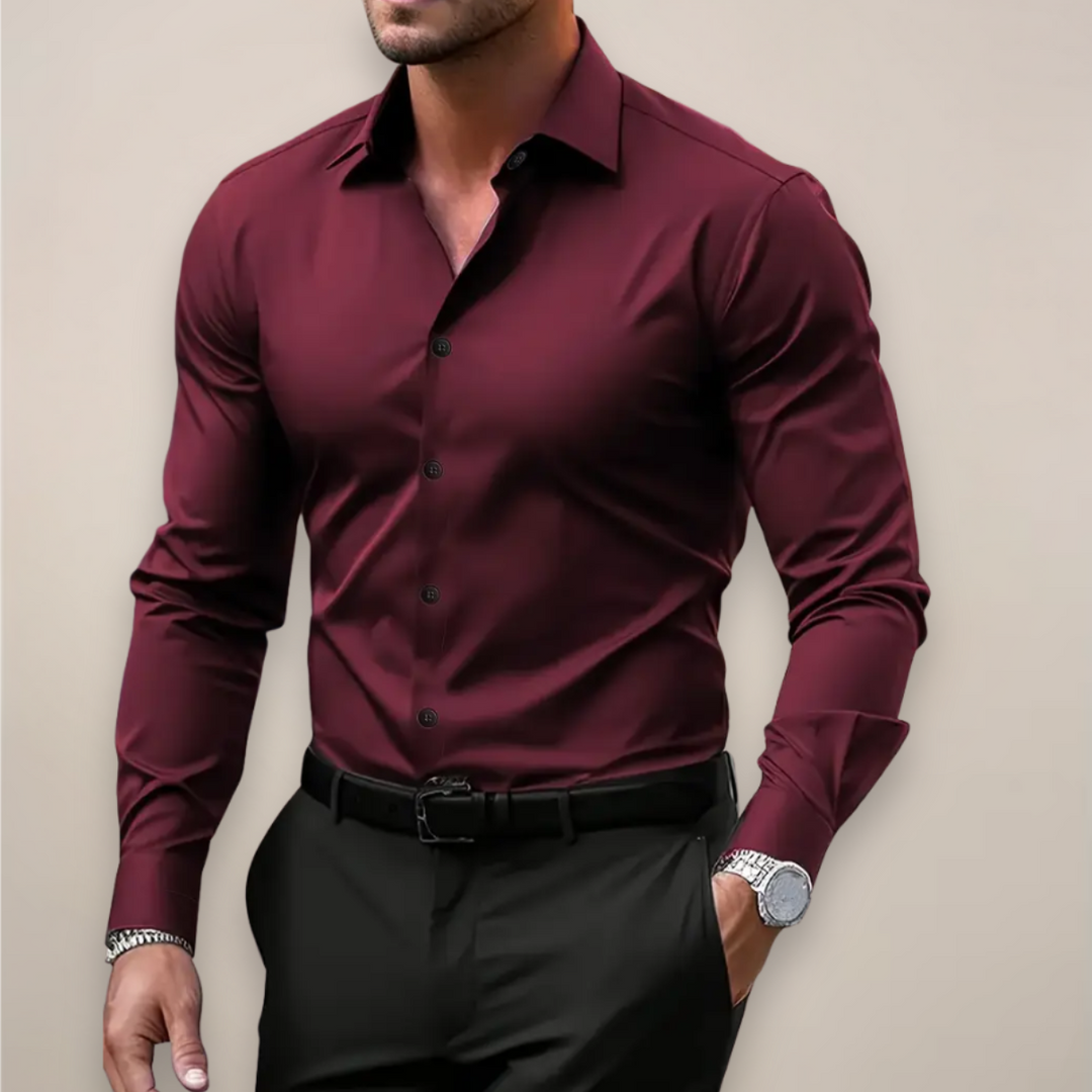 Stylish men's long-sleeve notched collar shirt, ideal for autumn fashion or spring style. Smart casual wear.