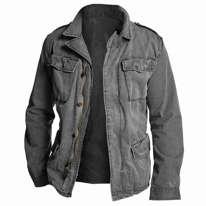 Classic men's vintage field jacket. Multi-pocket design, ideal for mid-season casual wear.