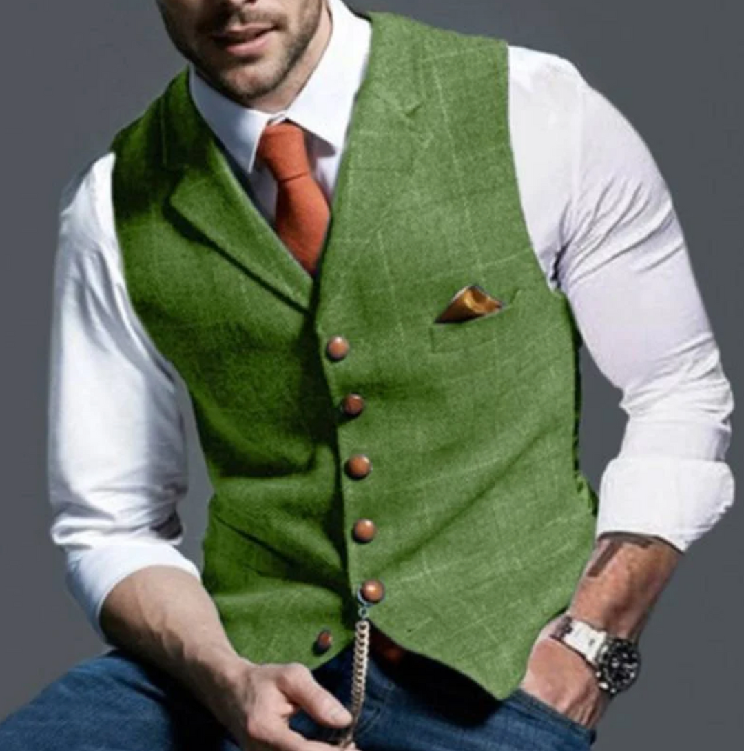 Versatile men's vintage vest, classic style. Tailored look for business casual, wedding, or modern gentleman.