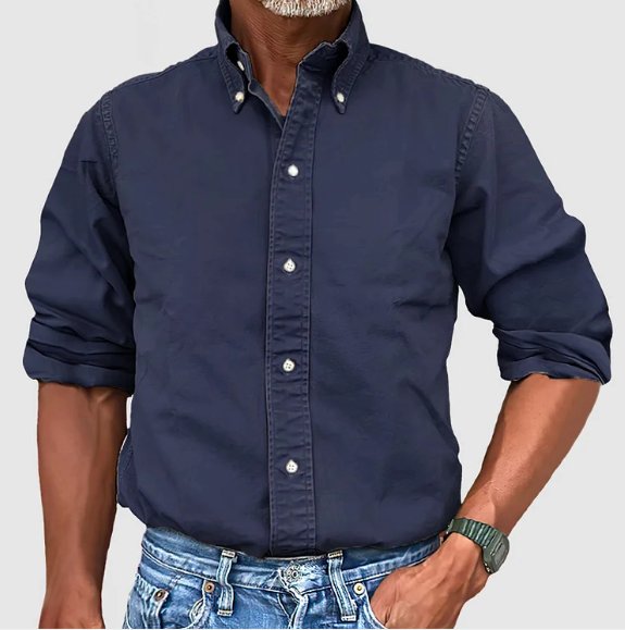 Soft vintage wash men's button-down long sleeve shirt, perfect for versatile, comfortable daily wear.