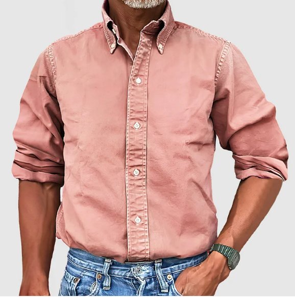 Mens vintage wash long sleeve button-down shirt, relaxed fit, comfortable and versatile for casual outings.