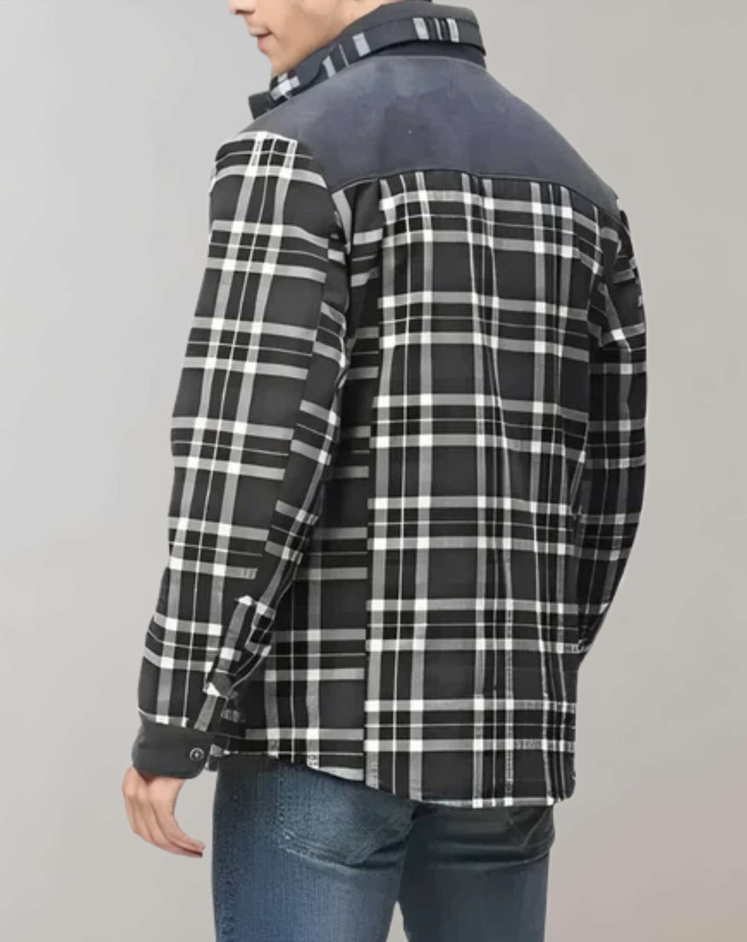 Full-zip men's plaid padded jacket with a high collar and soft fleece lining, ideal for cold weather.