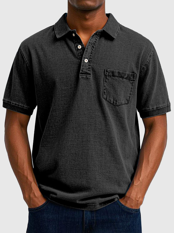 Washed men's polo shirt: Relaxed fit, short sleeves. A versatile wardrobe essential for casual fashion.