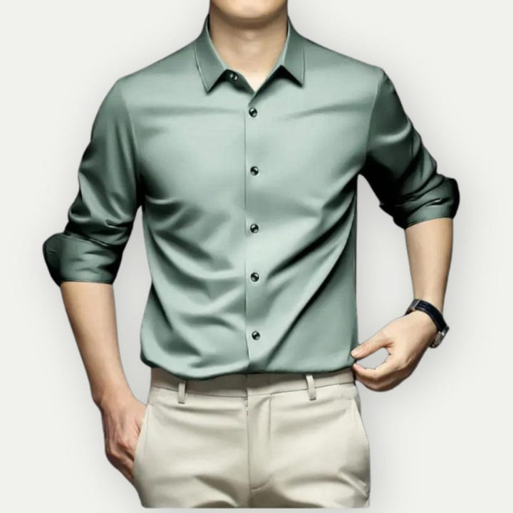 Versatile men's formal shirt, easy care, wrinkle-free & slim fit. Perfect for office, business & events.