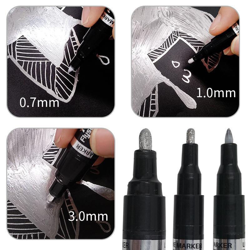 Packaging of the Metallic Liquid Mirror Chrome Marker, emphasizing its reflective art pen capabilities.