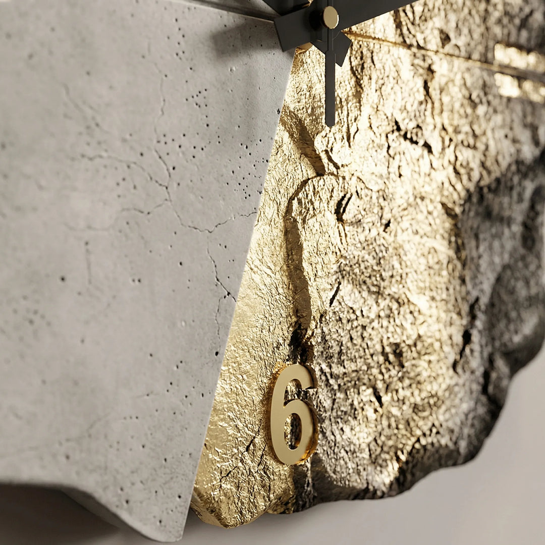 Silent quartz 3D relief wall clock, ideal for a quiet bedroom, office, or living room environment.