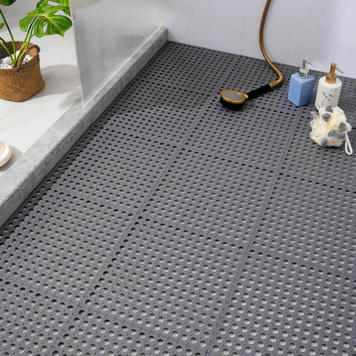 Non-slip shower mat set for enhanced bathroom safety. Prevents slips and falls on wet bathroom floors & tubs.