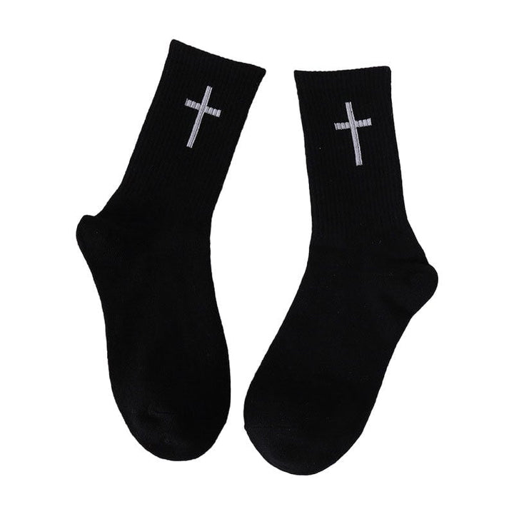 Comfortable unisex ankle socks, black with a simple yet striking white cross design