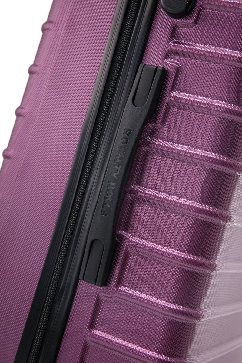 Travel in style with this pink 2-piece hard shell luggage set, featuring spinner wheels for easy airport navigation.