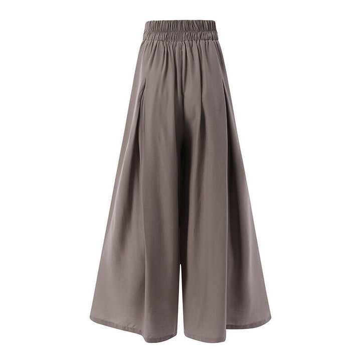 Versatile plus-size wide-leg palazzo pants, perfect for comfortable women's office fashion.