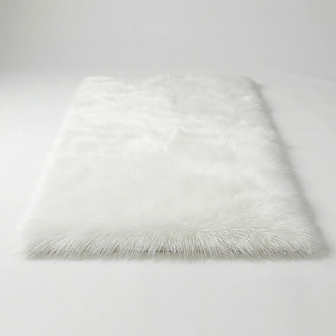 Non-slip plush runner rug with elegant wave pattern, perfect for benches.