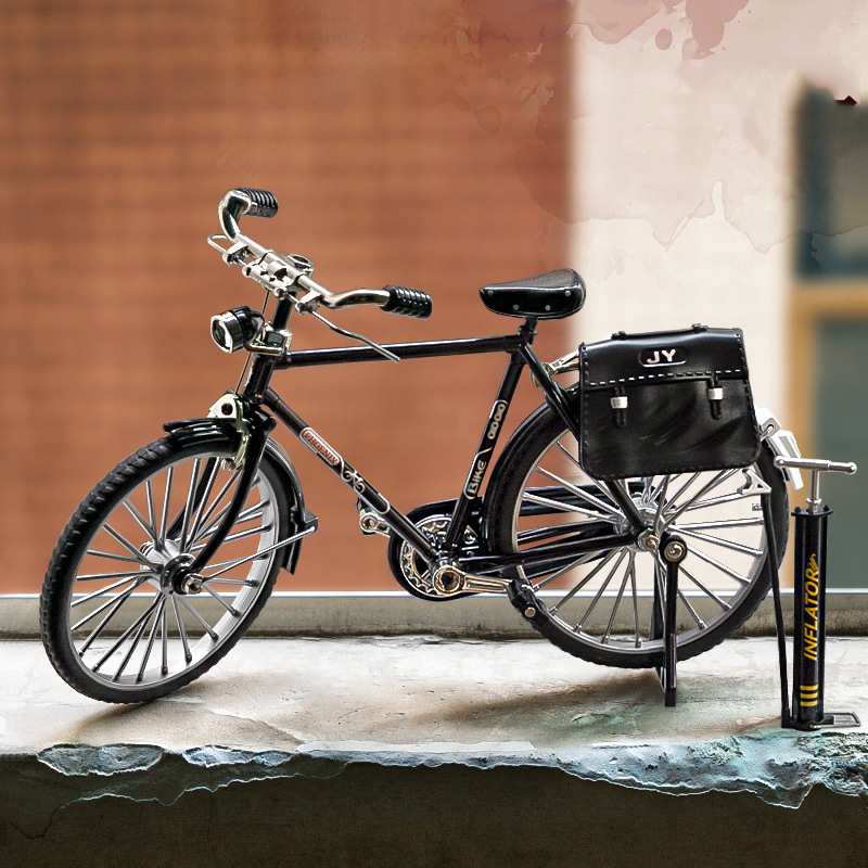 Retro Miniature Bicycle Model Ornament, vintage alloy decorative collectible