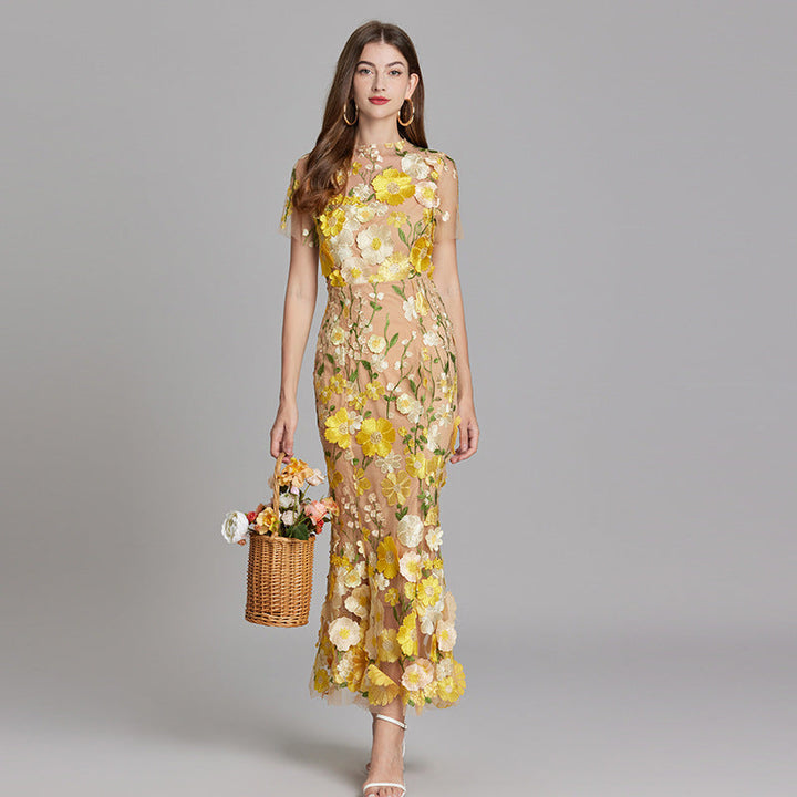 Women's romantic floral appliqué mermaid dress, ideal for evening events.
