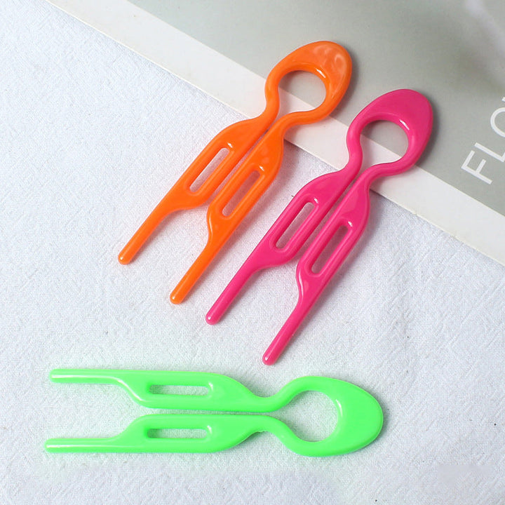 Assorted view of 10 women's hair pins, ideal for creating various updo styles, a versatile hair accessory.