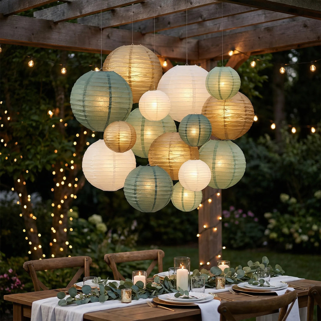 Set of decorative round hanging lanterns in mixed sizes, perfect for ambient lighting and party decorations. Indoor/outdoor.