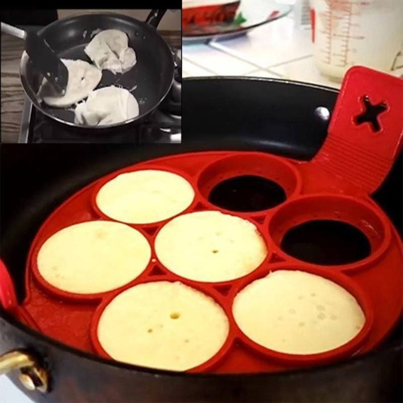 Round silicone egg ring for perfectly shaped pancakes and fried eggs, a versatile cooking tool
