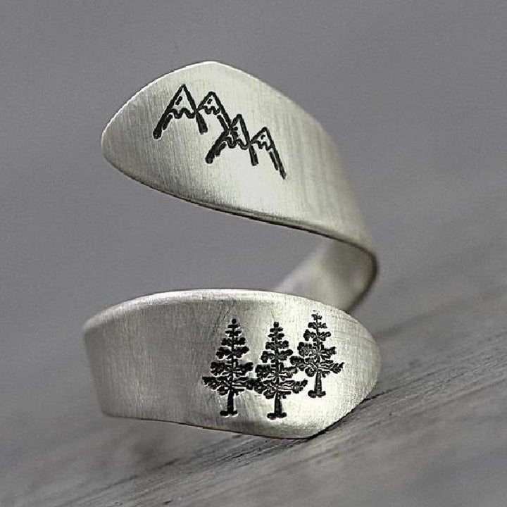Mountain scene engraved on an adjustable silver ring for women, fashion jewelry
