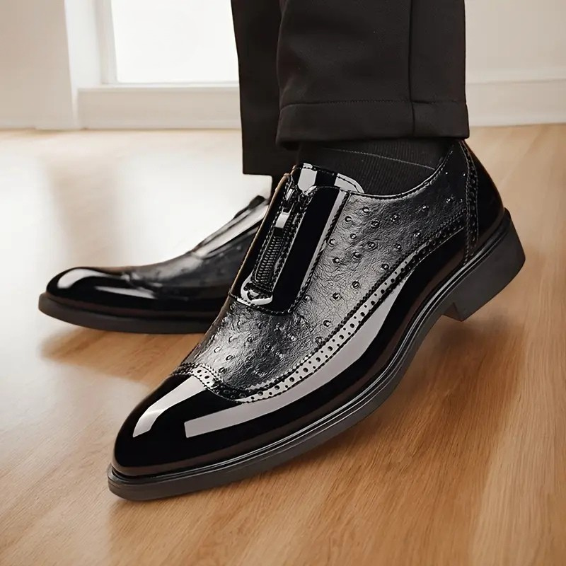 Comfortable men's sleek Oxford dress shoes. Versatile formal footwear for professional & smart casual styles.