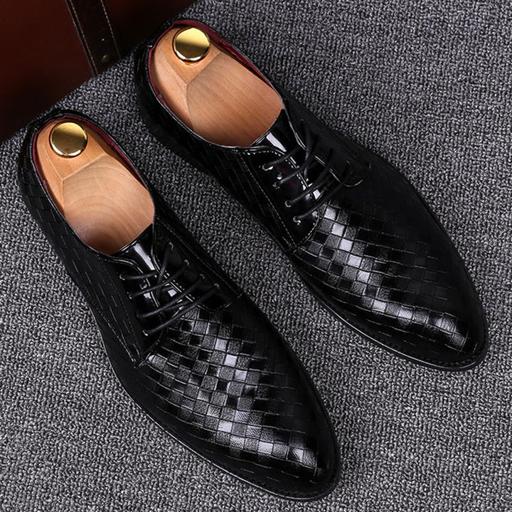 Classic men's formal leather lace-up shoes, offering comfort and style for business meetings & evening events.
