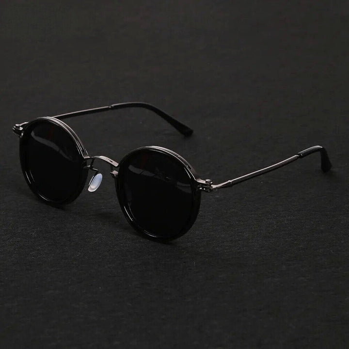 Sophisticated men's double bridge sunglasses with a sleek metal frame. Stylish polarized accessory for men.