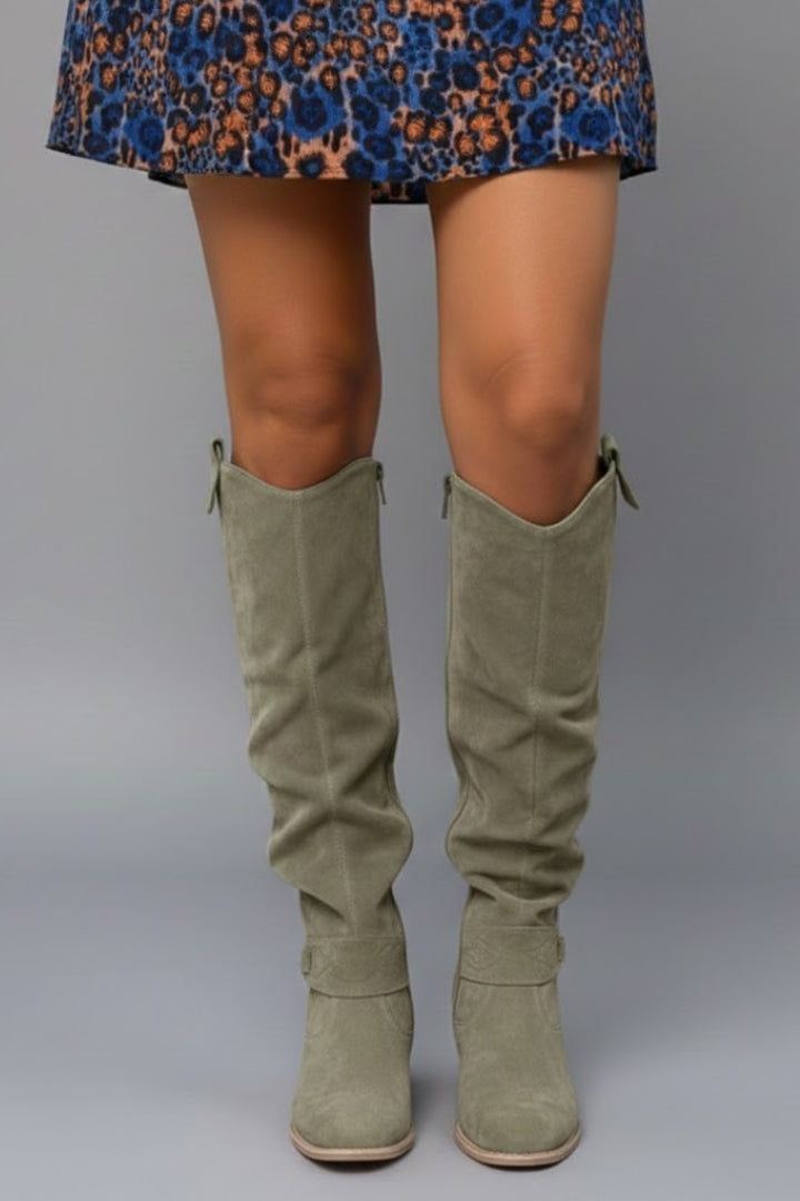 Elegant grey women's knee-high boots with comfortable flat heel, essential for fall & winter fashion.