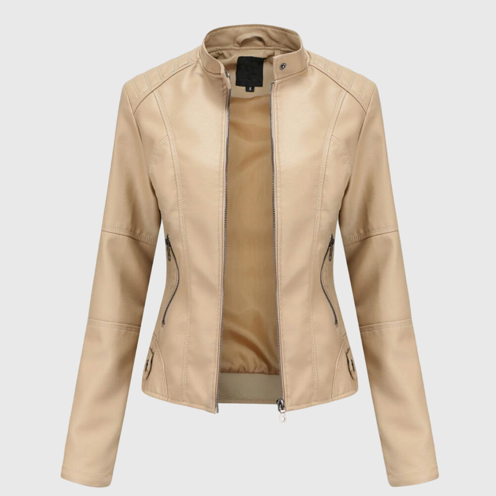 Effortless oversized women's shacket jacket with a classic collar & button front. Stylish layering piece for fall.