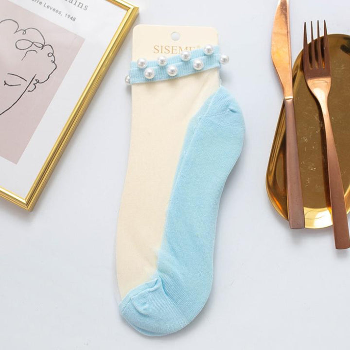 Summer essential: women's breathable pearl fishnet ankle socks for comfort.