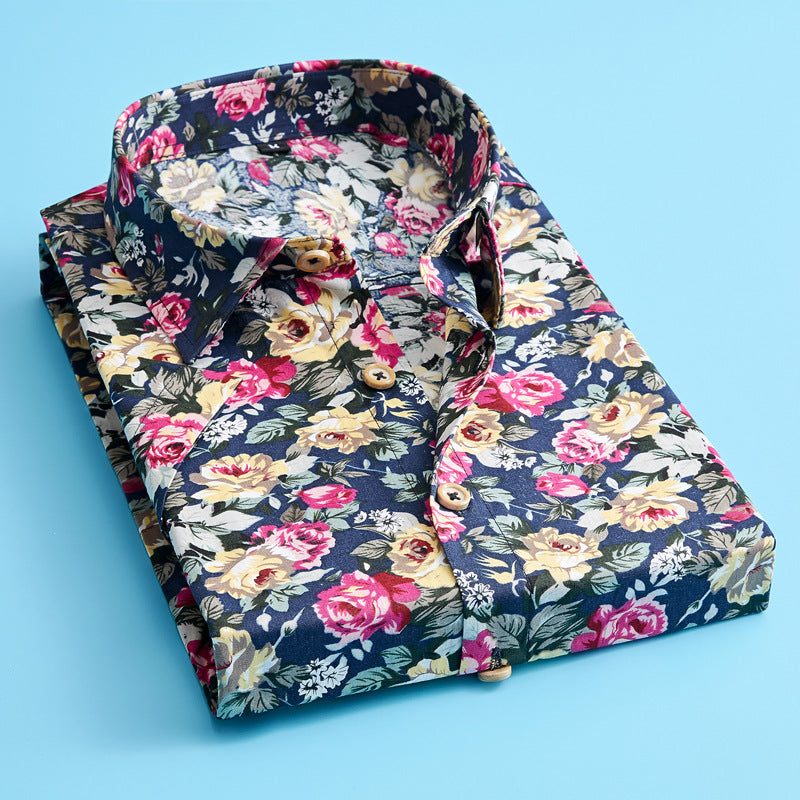 Comfortable men's floral shirt, perfect for vacation or beach outfits. Trendy short sleeve summer casual wear.