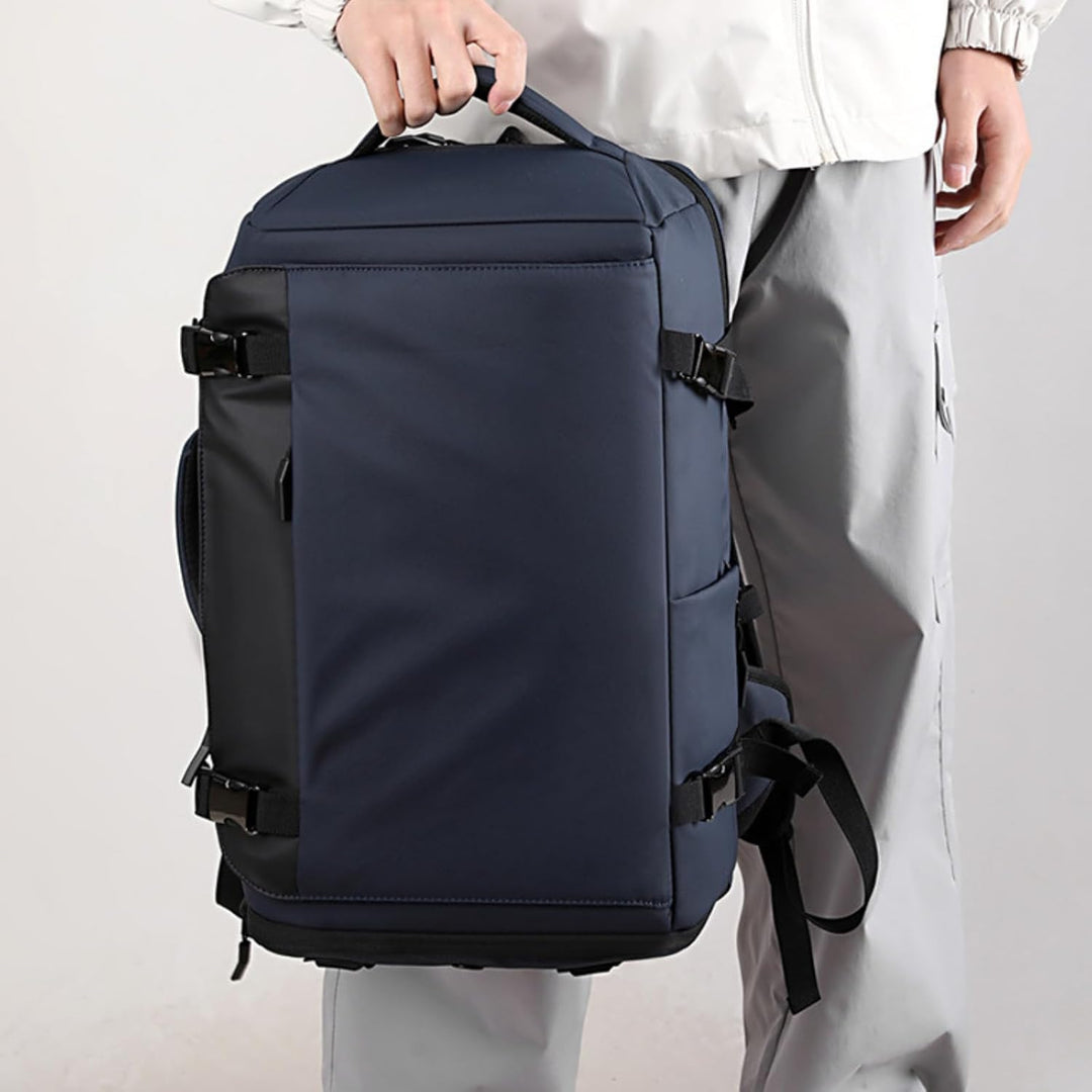 Unisex 15" waterproof laptop backpack, black, with USB-C port, ideal for daily commute, travel & school.
