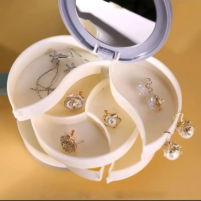 Detail of the smooth rotation mechanism of the 4-layer jewelry storage box, easy access to accessories
