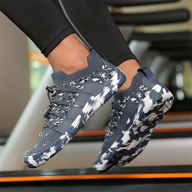 Barefoot training shoes, non-slip Auron sports footwear for natural movement & posture support.